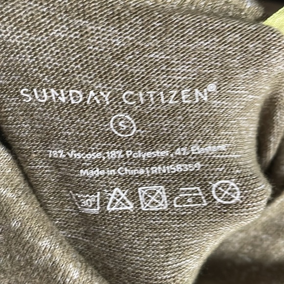 Oversized Olive Green Sunday Citizen Turtleneckck Womens Small Sweater Comfy - Picture 8 of 8